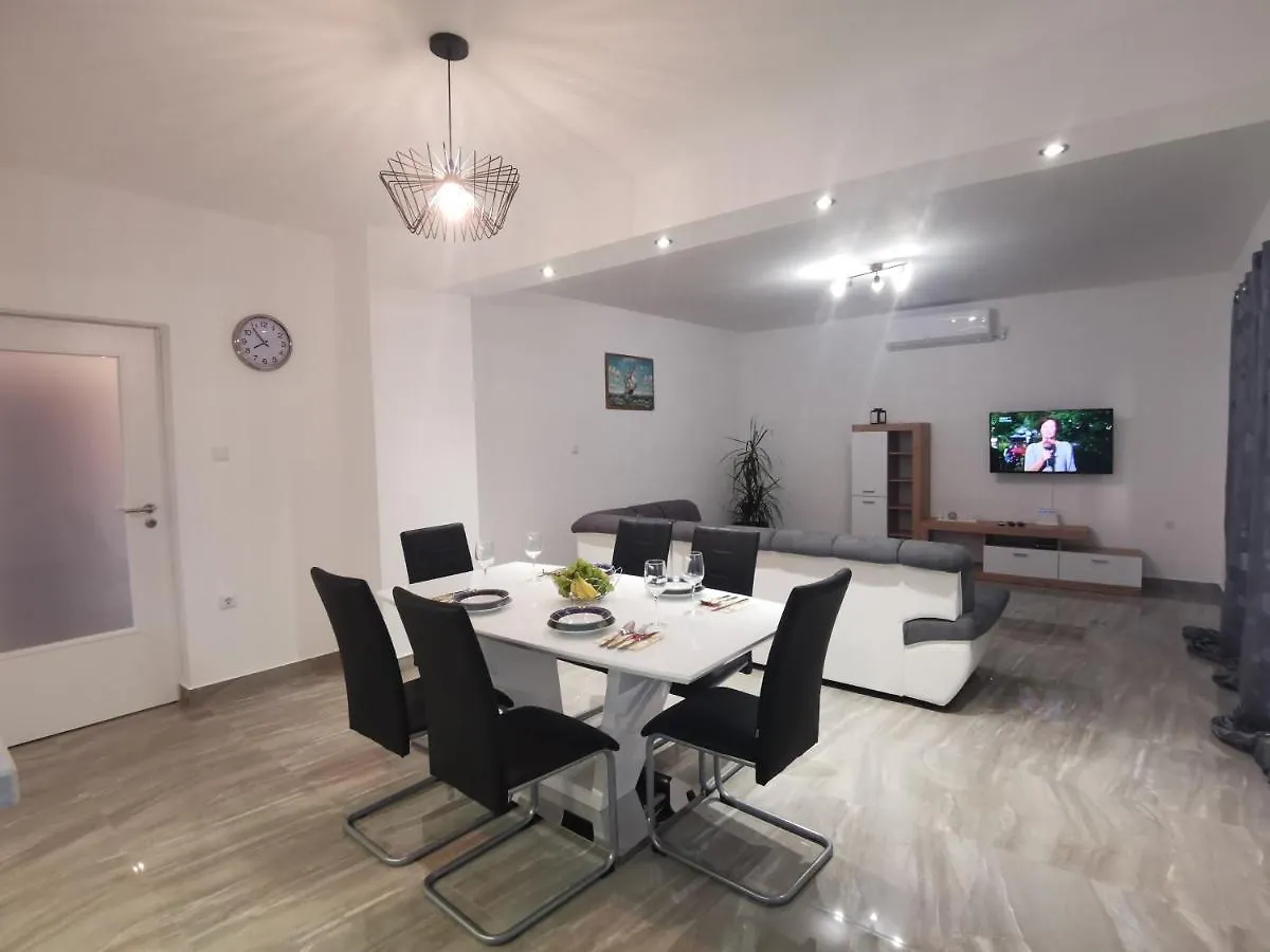 Mariva Apartments Lopar 0*,  Croatia