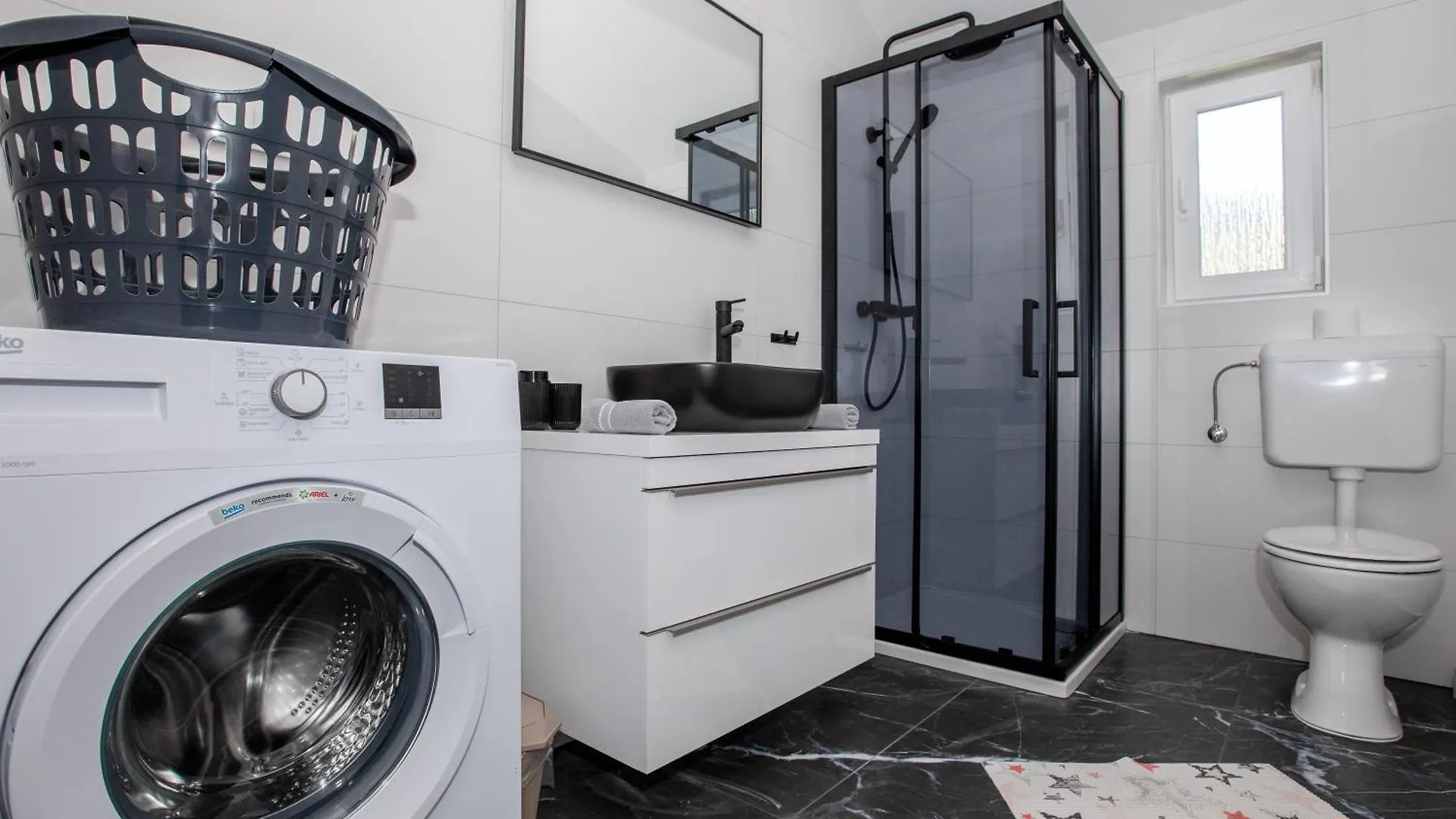 Mariva Apartments Lopar