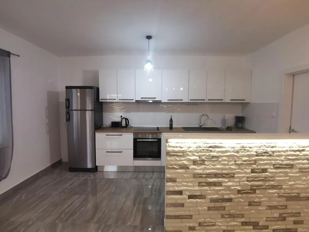 Mariva Apartments Lopar