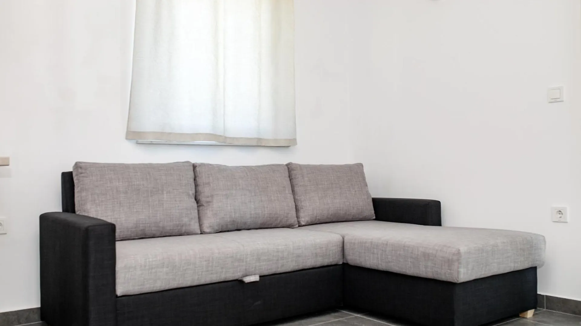 Mariva Apartments Lopar